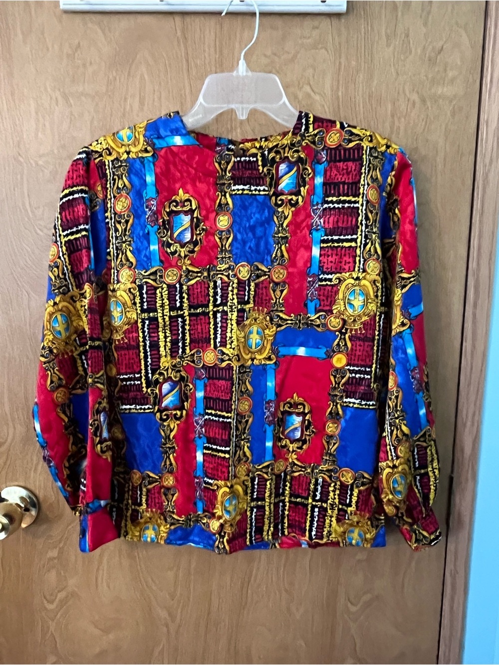 Laura & Jayne Vintage Baroque Print Women's Blouse Red, Blue & Gold Size 6 EUC
